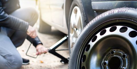 Replace a Flat Tire in 5 Simple Steps