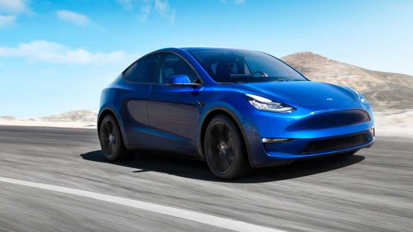 Tesla to offer Autopilot trial for one month, free